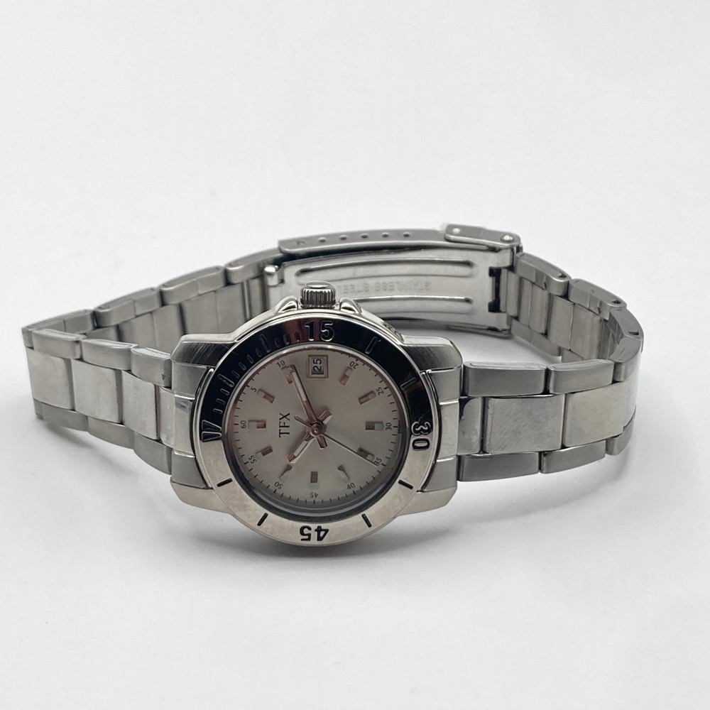 TFX Bulova Women's Watch 28mm Silver Tone Date WR Brushed New Battery 7.25" - Picture 10 of 15